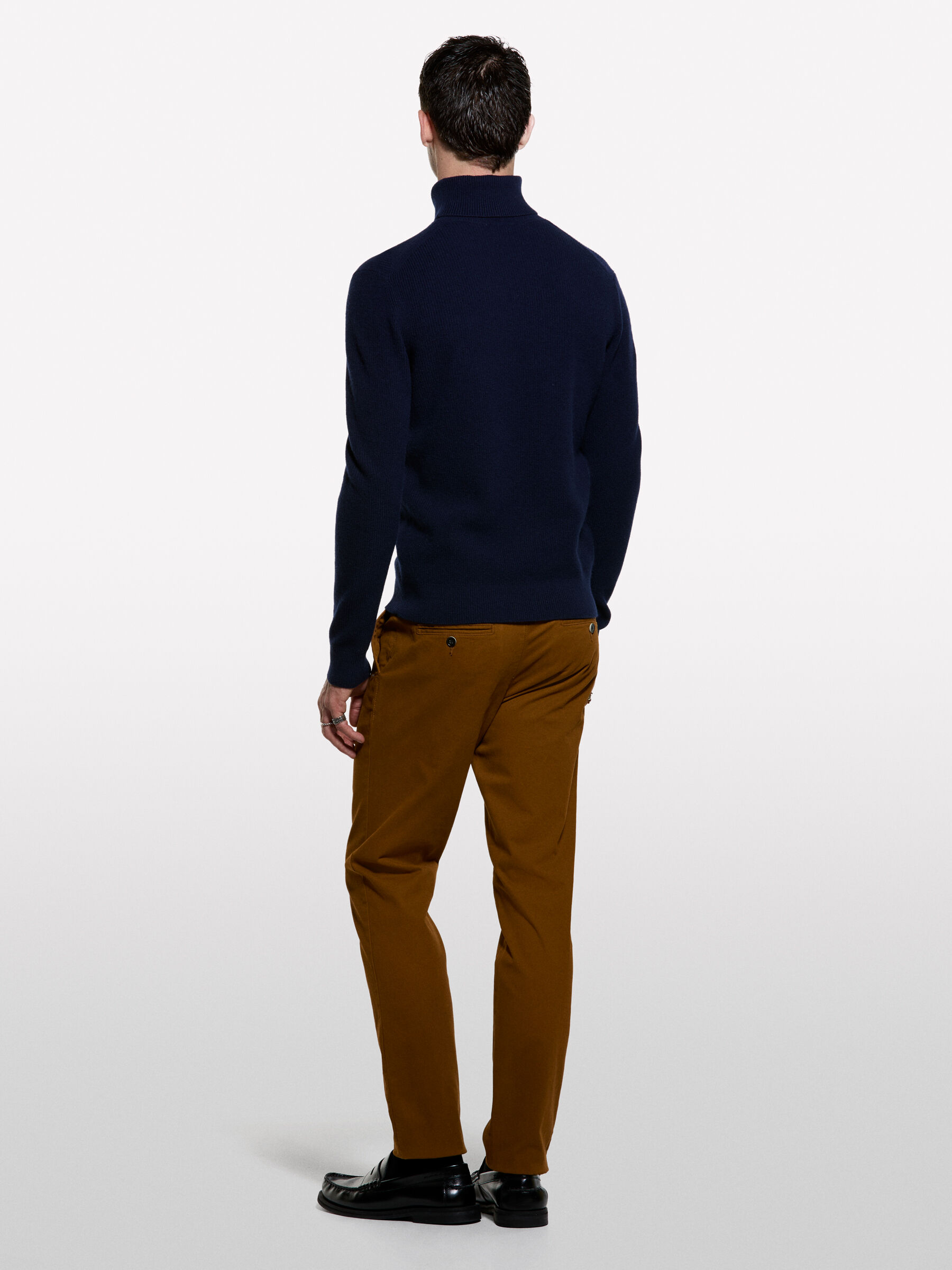 TURTLE NECK SWEATER &Alpha;&nu;&delta;&rho;&iota;&kappa;ά image number null