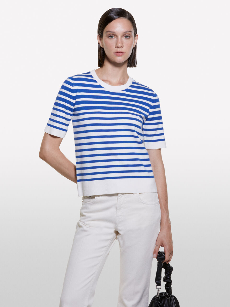 SWEATER &Gamma;&upsilon;&nu;&alpha;&iota;&kappa;&epsilon;ί&alpha; image number null