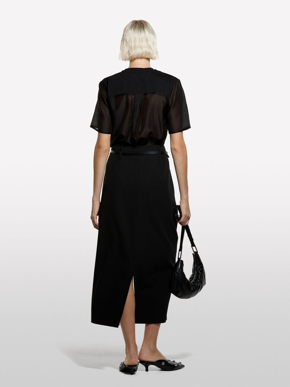 SWEATER &Gamma;&upsilon;&nu;&alpha;&iota;&kappa;&epsilon;ί&alpha; image number null