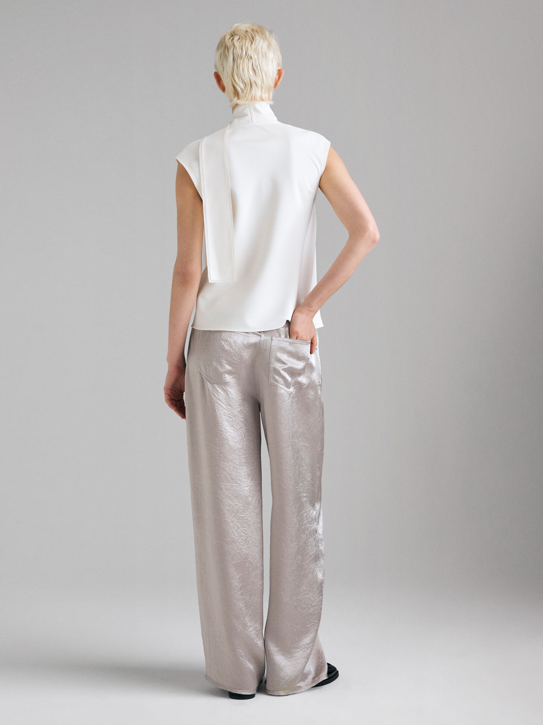 BLOUSE &Gamma;&upsilon;&nu;&alpha;&iota;&kappa;&epsilon;ί&alpha; image number null