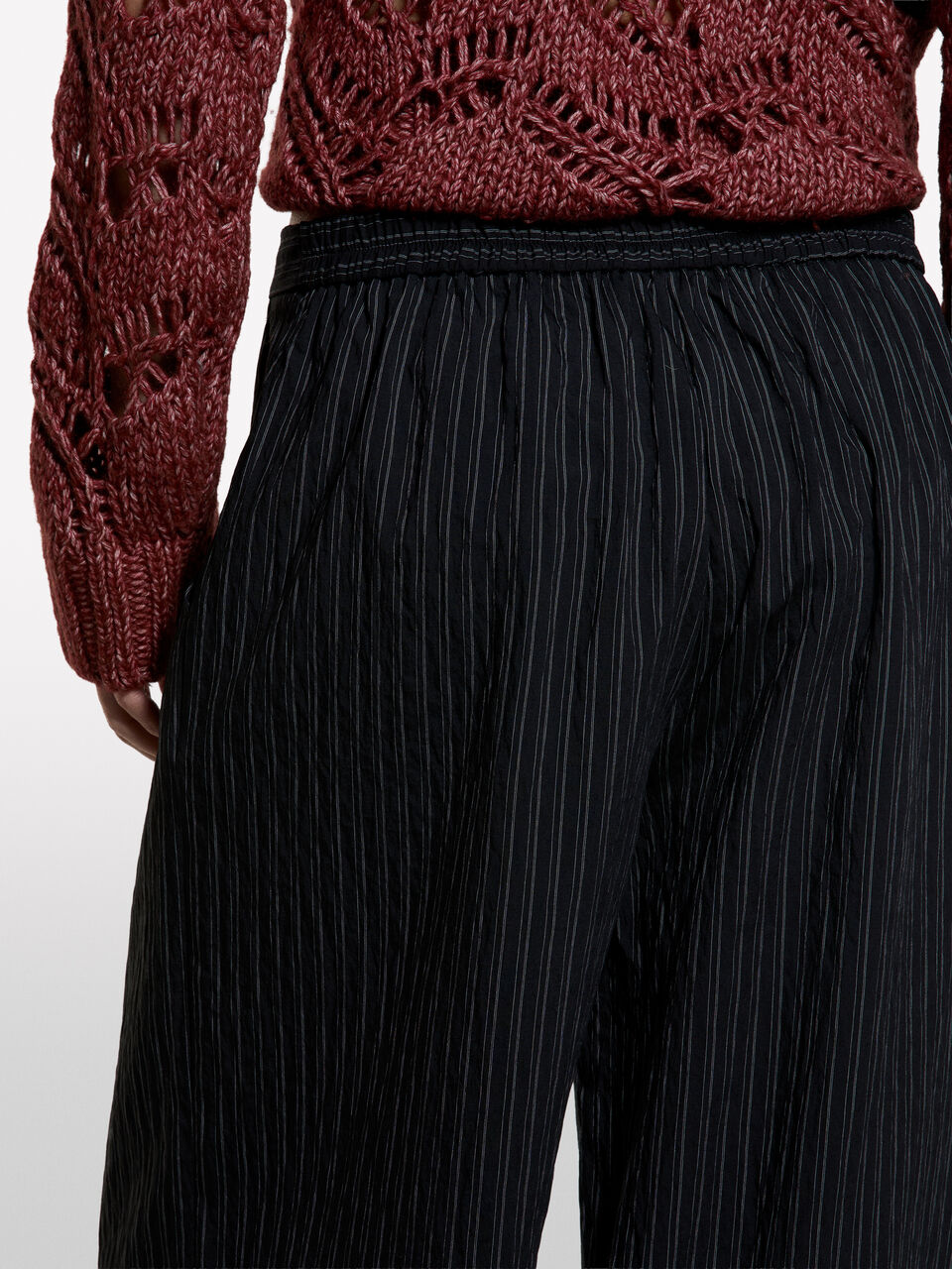 TROUSERS &Gamma;&upsilon;&nu;&alpha;&iota;&kappa;&epsilon;ί&alpha; image number null