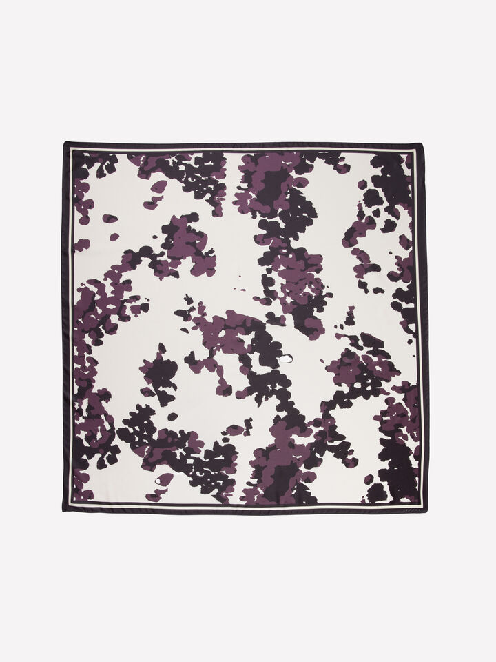 SQUARE SCARF &Gamma;&upsilon;&nu;&alpha;&iota;&kappa;&epsilon;ί&alpha;