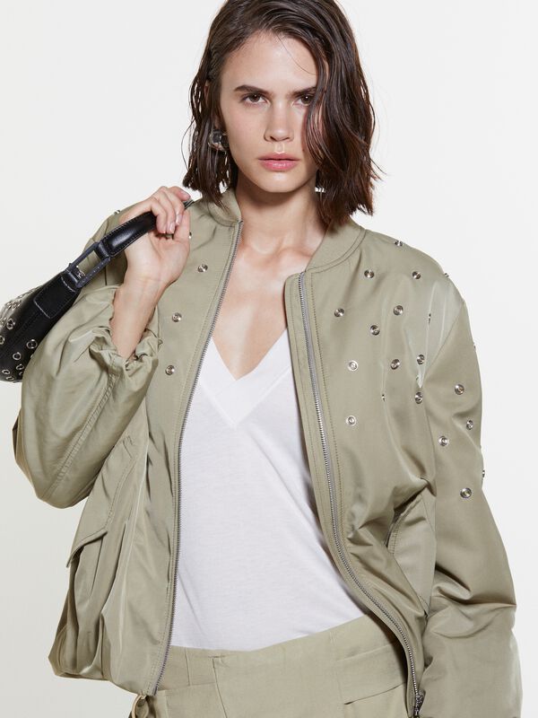 Bomber over fit με καρφάκια - μπουφάν και σακάκια γυναικεία | Sisley