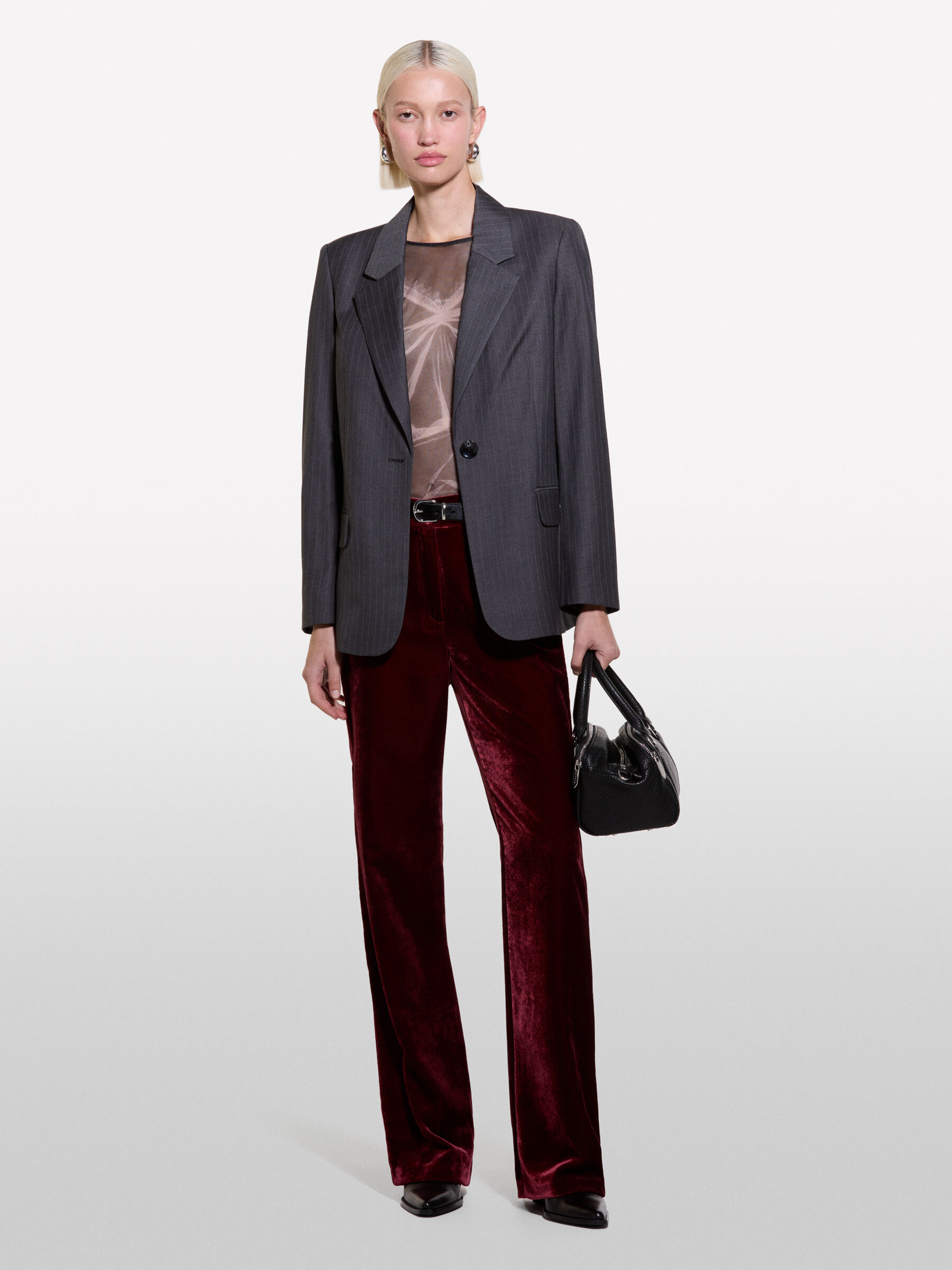 JACKET &Gamma;&upsilon;&nu;&alpha;&iota;&kappa;&epsilon;ί&alpha; image number null