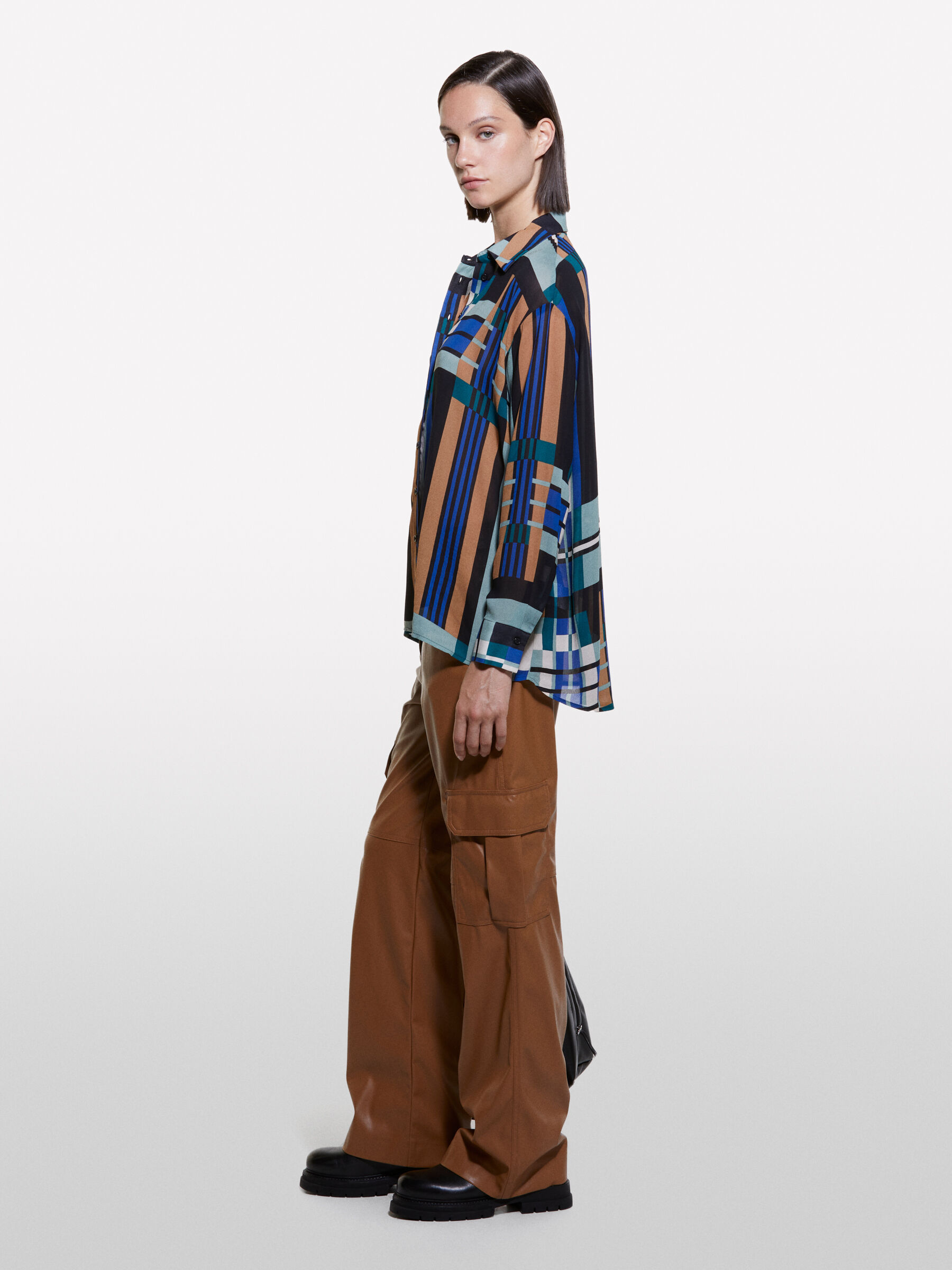 SHIRT &Gamma;&upsilon;&nu;&alpha;&iota;&kappa;&epsilon;ί&alpha; image number null