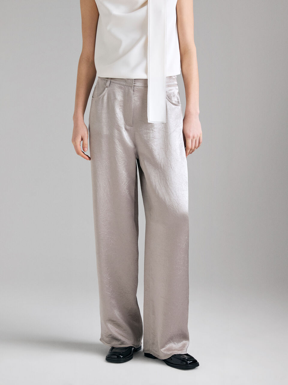 TROUSERS &Gamma;&upsilon;&nu;&alpha;&iota;&kappa;&epsilon;ί&alpha; image number null