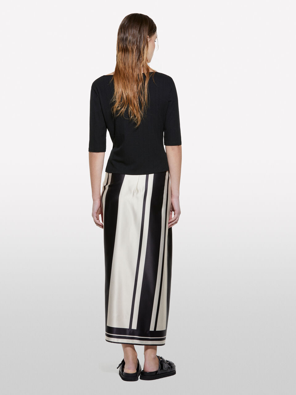 SWEATER H/S &Gamma;&upsilon;&nu;&alpha;&iota;&kappa;&epsilon;ί&alpha; image number null