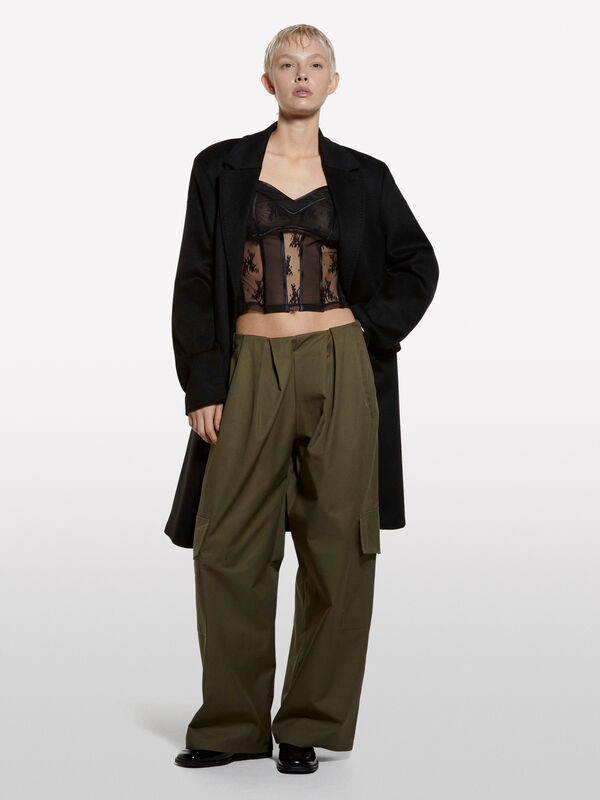 Τοπ μαύρο από τούλι και δαντέλα - τοπ γυναικεία | Sisley