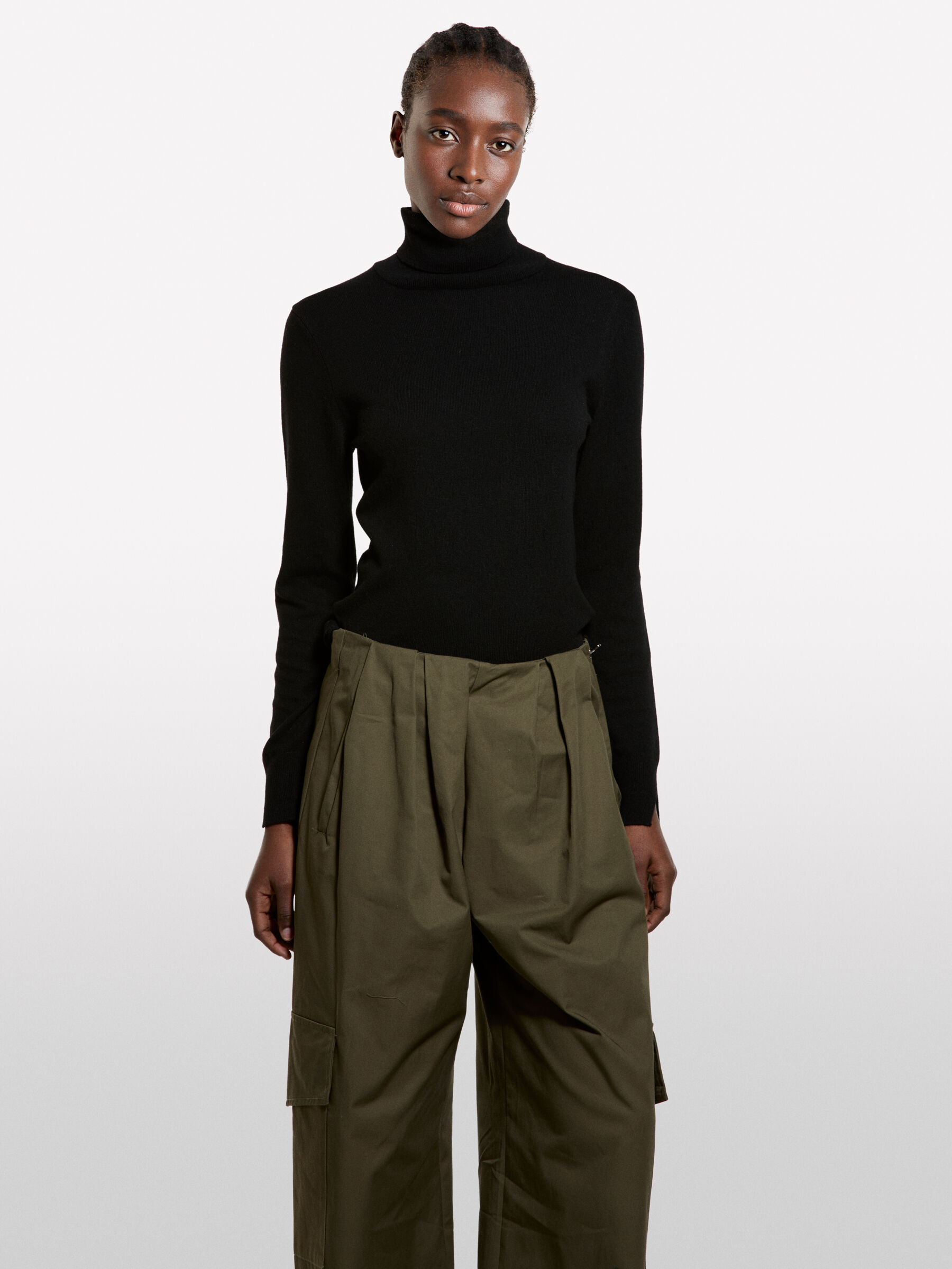 TURTLE NECK SWEATER &Gamma;&upsilon;&nu;&alpha;&iota;&kappa;&epsilon;ί&alpha; image number null