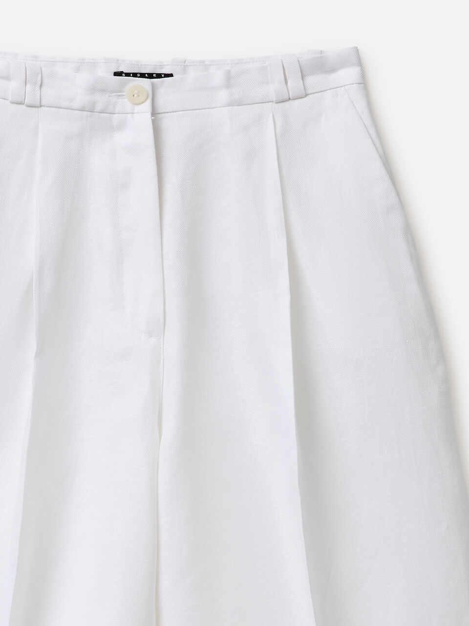 BERMUDA &Gamma;&upsilon;&nu;&alpha;&iota;&kappa;&epsilon;ί&alpha; image number null