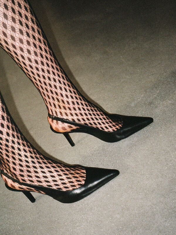 Slingbacks μαύρα δερμάτινα - παπούτσια με τακούνι γυναικεία | Sisley