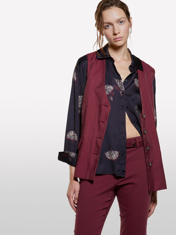 Navy blue satin shirt with pattern print - πουκάμισα γυναικεία | Sisley