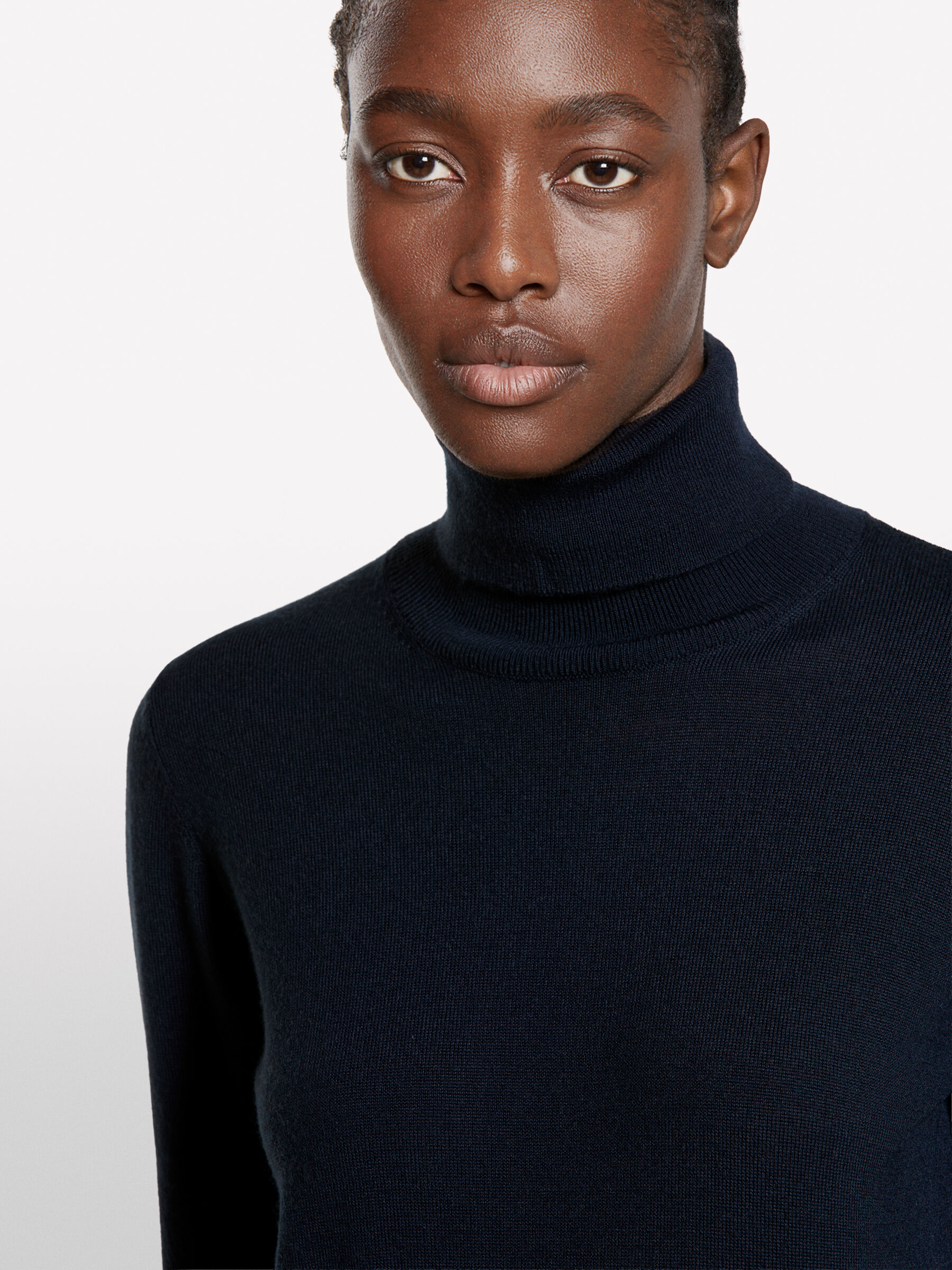 TURTLE NECK SWEATER &Gamma;&upsilon;&nu;&alpha;&iota;&kappa;&epsilon;ί&alpha; image number null