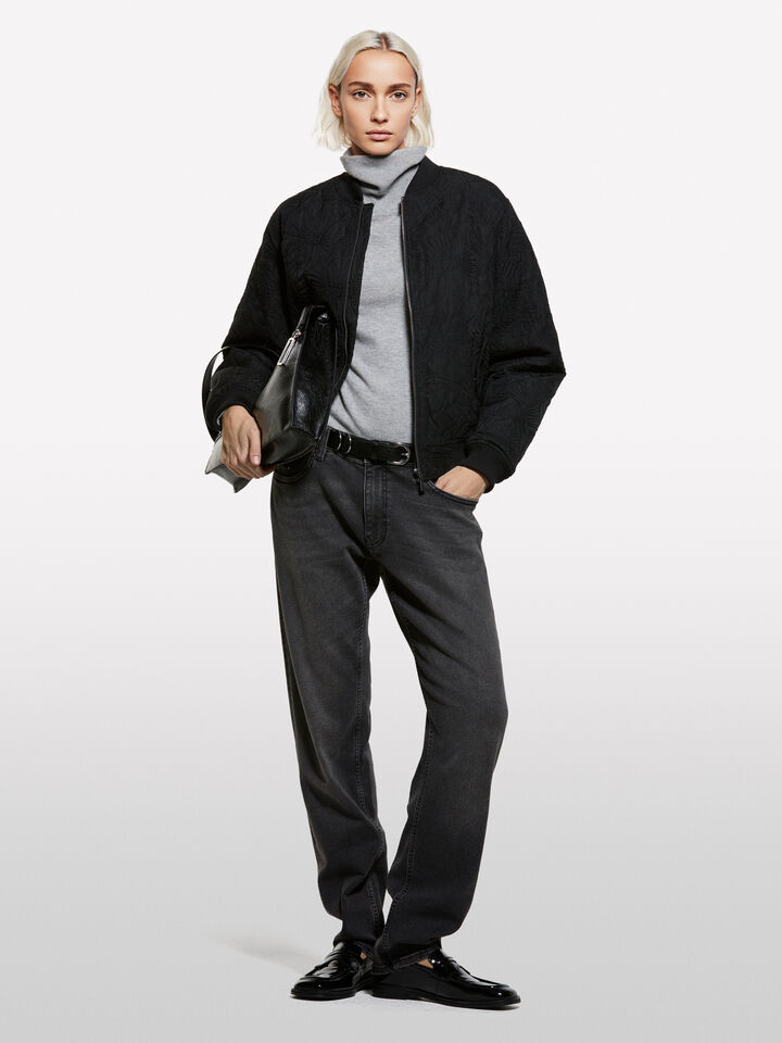 JACKET &Gamma;&upsilon;&nu;&alpha;&iota;&kappa;&epsilon;ί&alpha;