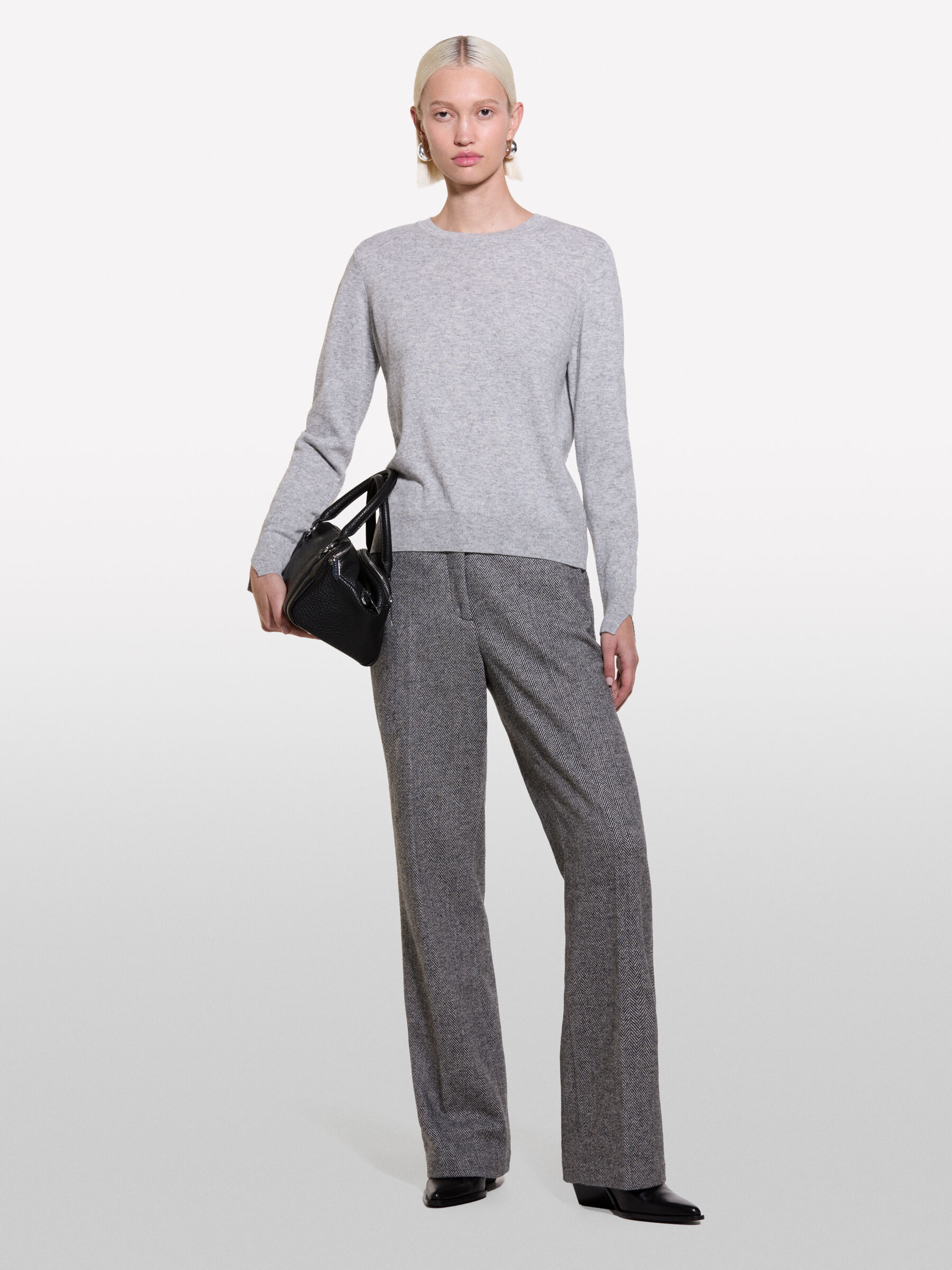 SWEATER L/S &Gamma;&upsilon;&nu;&alpha;&iota;&kappa;&epsilon;ί&alpha; image number null