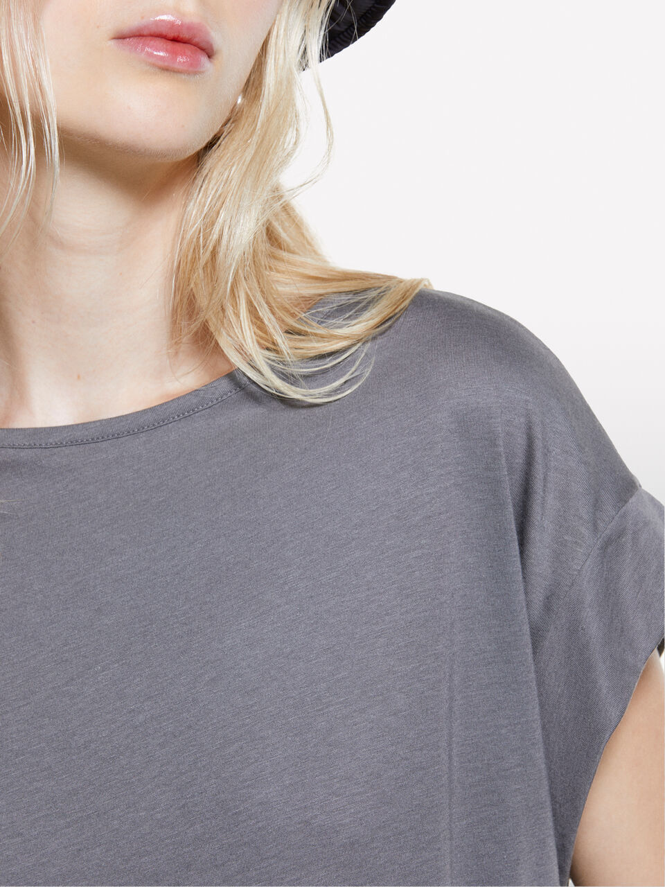 T-SHIRT &Gamma;&upsilon;&nu;&alpha;&iota;&kappa;&epsilon;ί&alpha; image number null