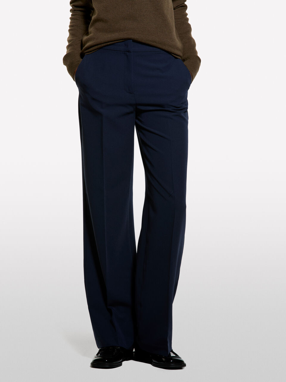 TROUSERS &Gamma;&upsilon;&nu;&alpha;&iota;&kappa;&epsilon;ί&alpha; image number null