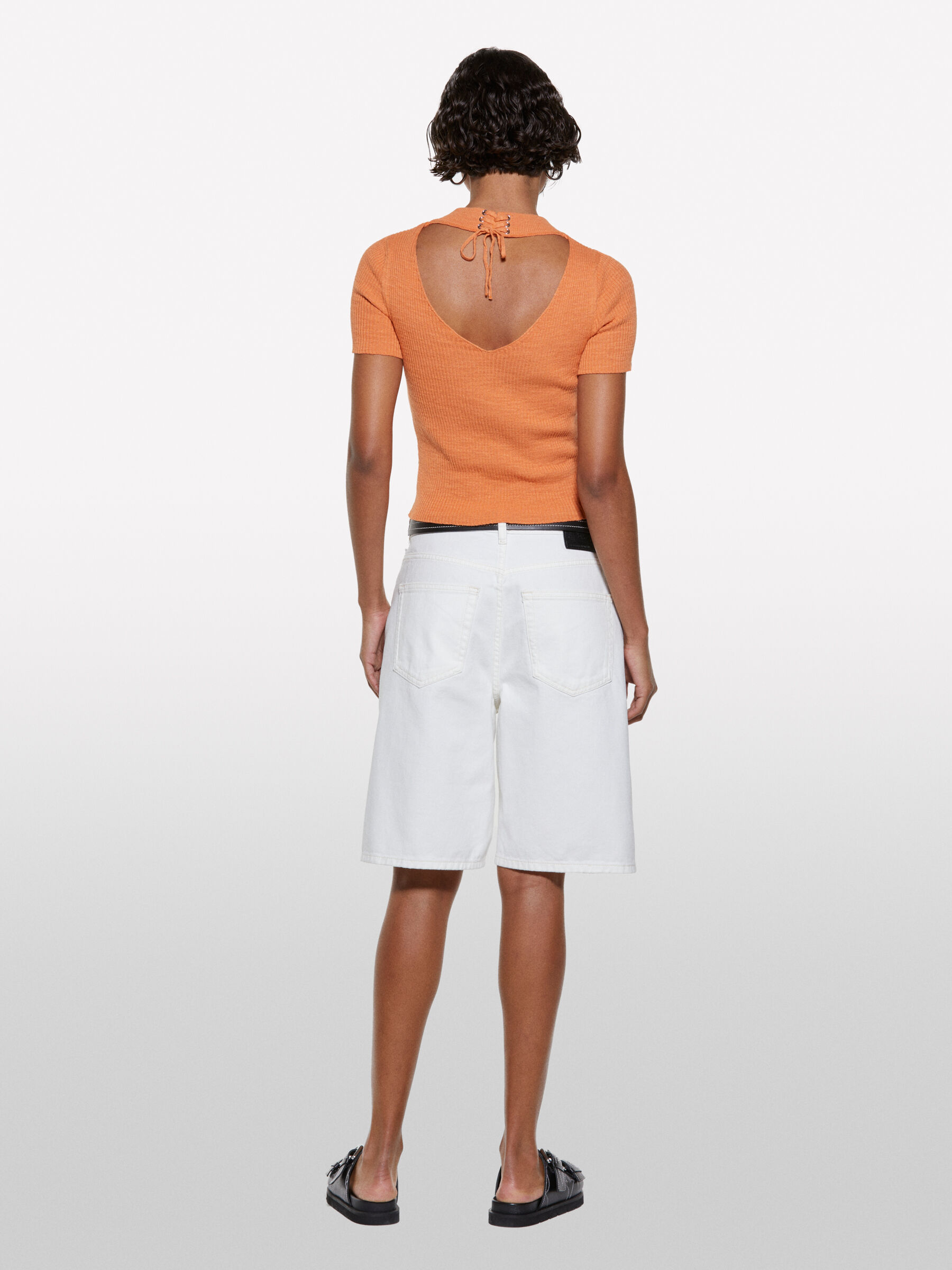 SWEATER &Gamma;&upsilon;&nu;&alpha;&iota;&kappa;&epsilon;ί&alpha; image number null