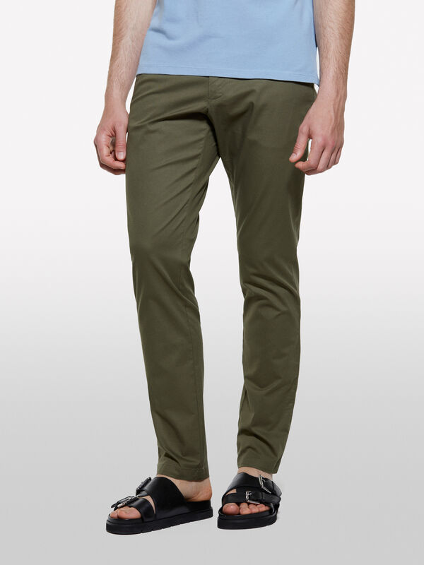 Παντελόνι τσίνο πράσινο militaire slim fit - παντελόνια slim ανδρικά | Sisley