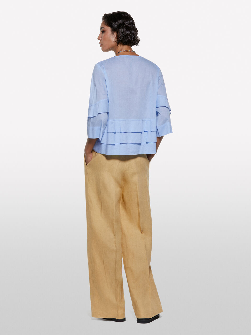 BLOUSE &Gamma;&upsilon;&nu;&alpha;&iota;&kappa;&epsilon;ί&alpha; image number null