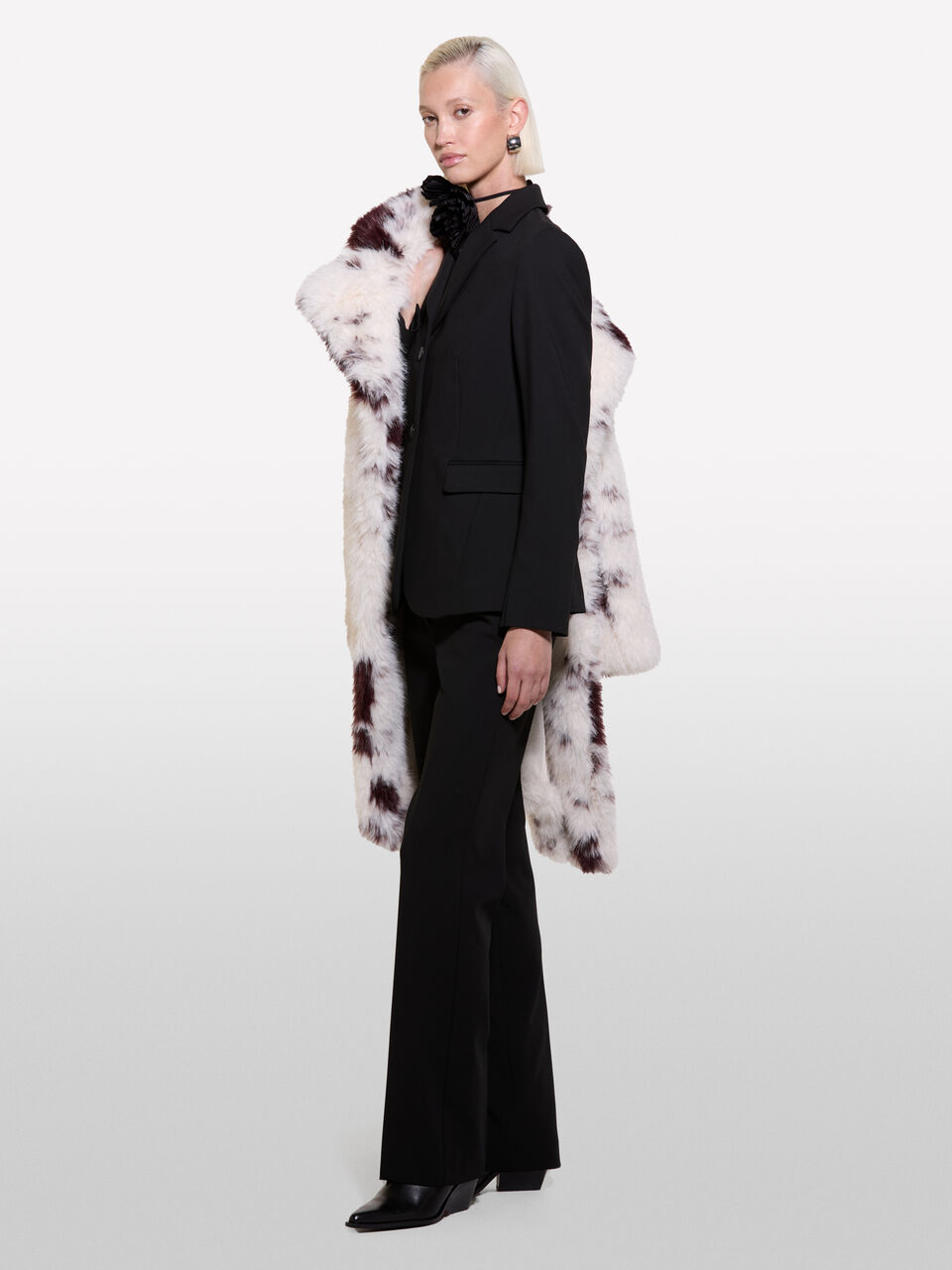 TROUSERS &Gamma;&upsilon;&nu;&alpha;&iota;&kappa;&epsilon;ί&alpha; image number null