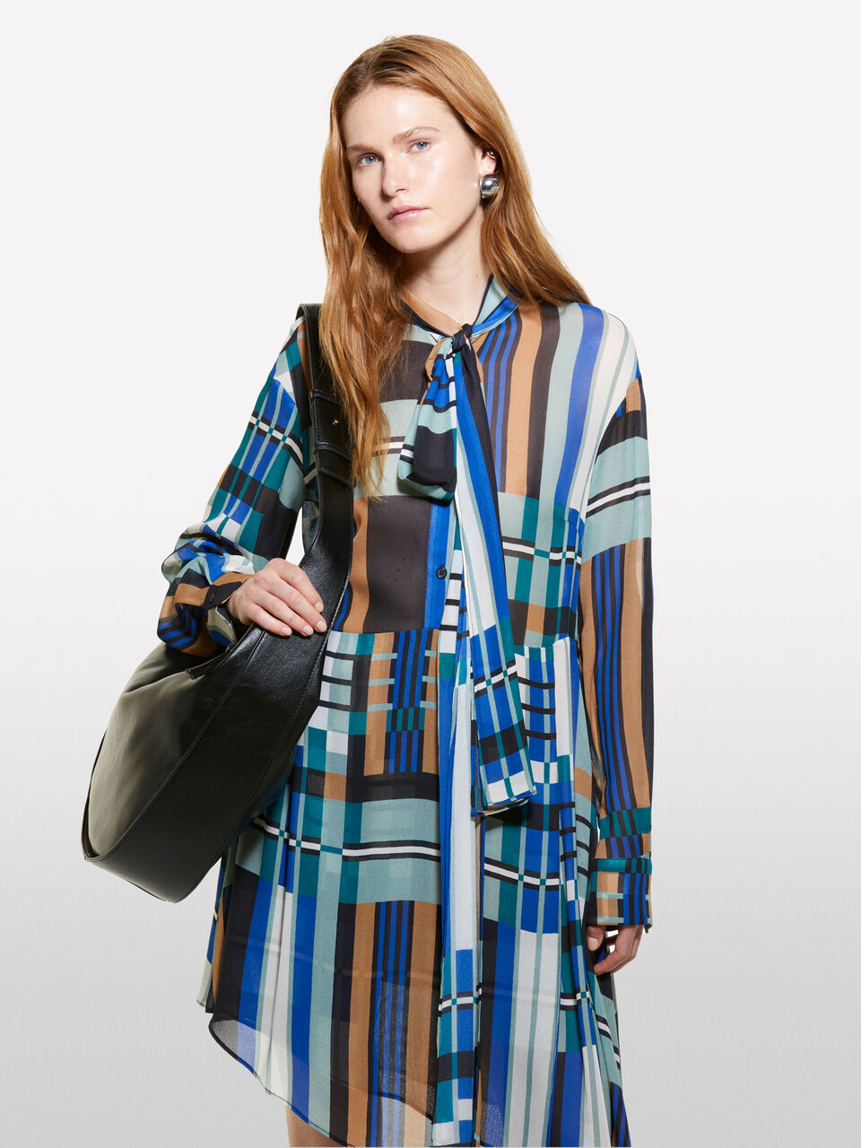 DRESS &Gamma;&upsilon;&nu;&alpha;&iota;&kappa;&epsilon;ί&alpha; image number null