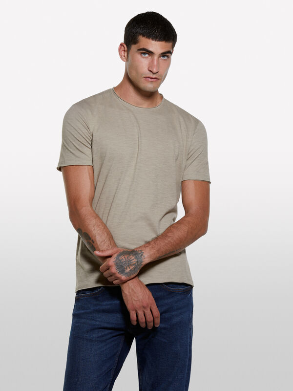 Μπλούζα slim fit κοντομάνικη καμηλό - μπλουζάκια κοντομάνικα ανδρικά | Sisley