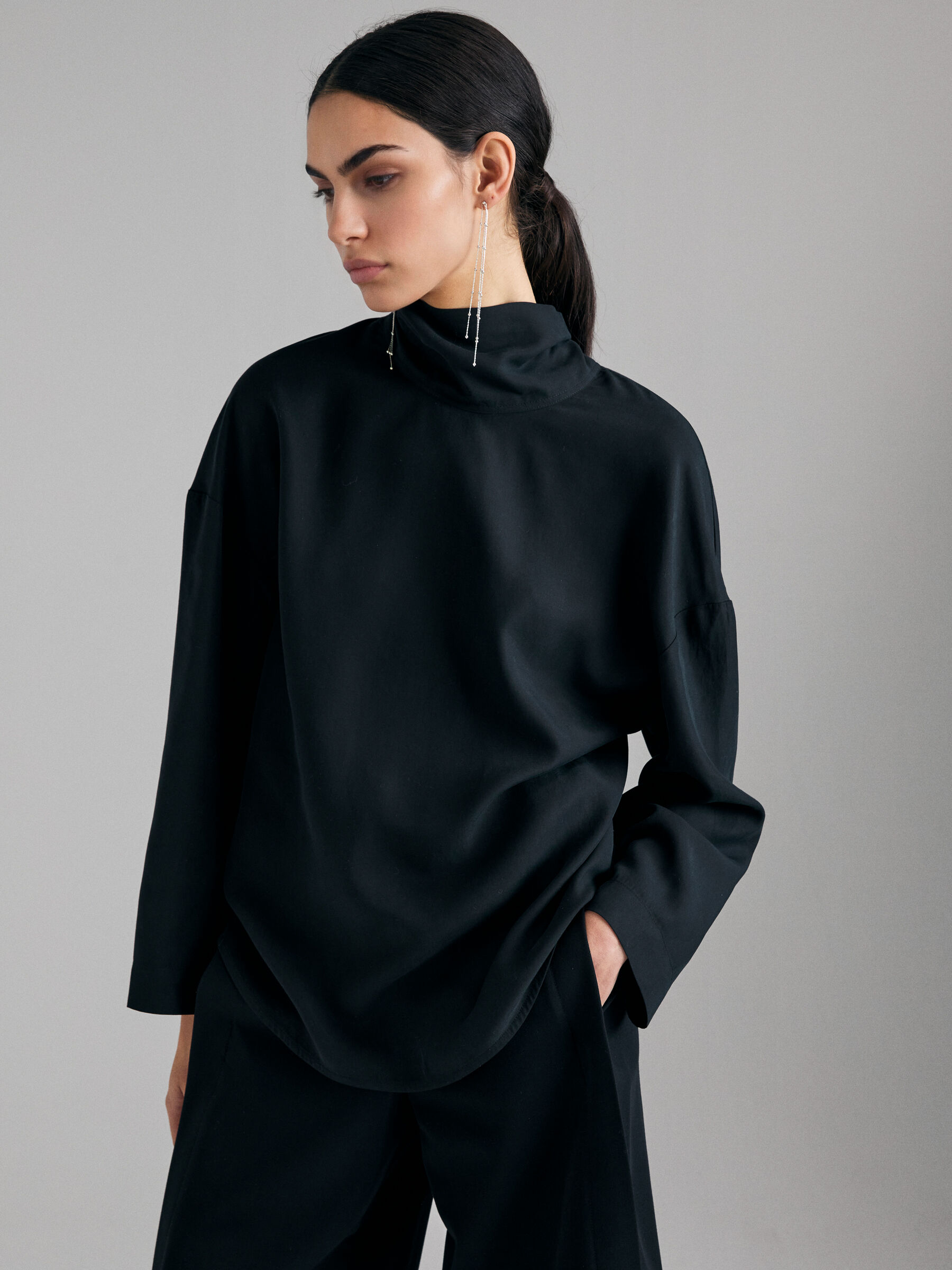 BLOUSE &Gamma;&upsilon;&nu;&alpha;&iota;&kappa;&epsilon;ί&alpha; image number null