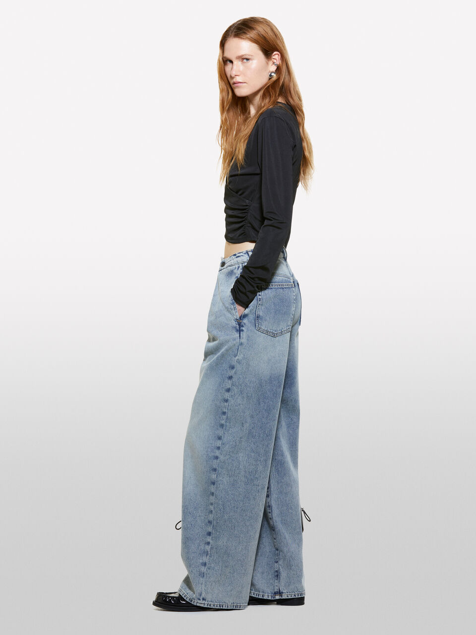 TROUSERS &Gamma;&upsilon;&nu;&alpha;&iota;&kappa;&epsilon;ί&alpha; image number null