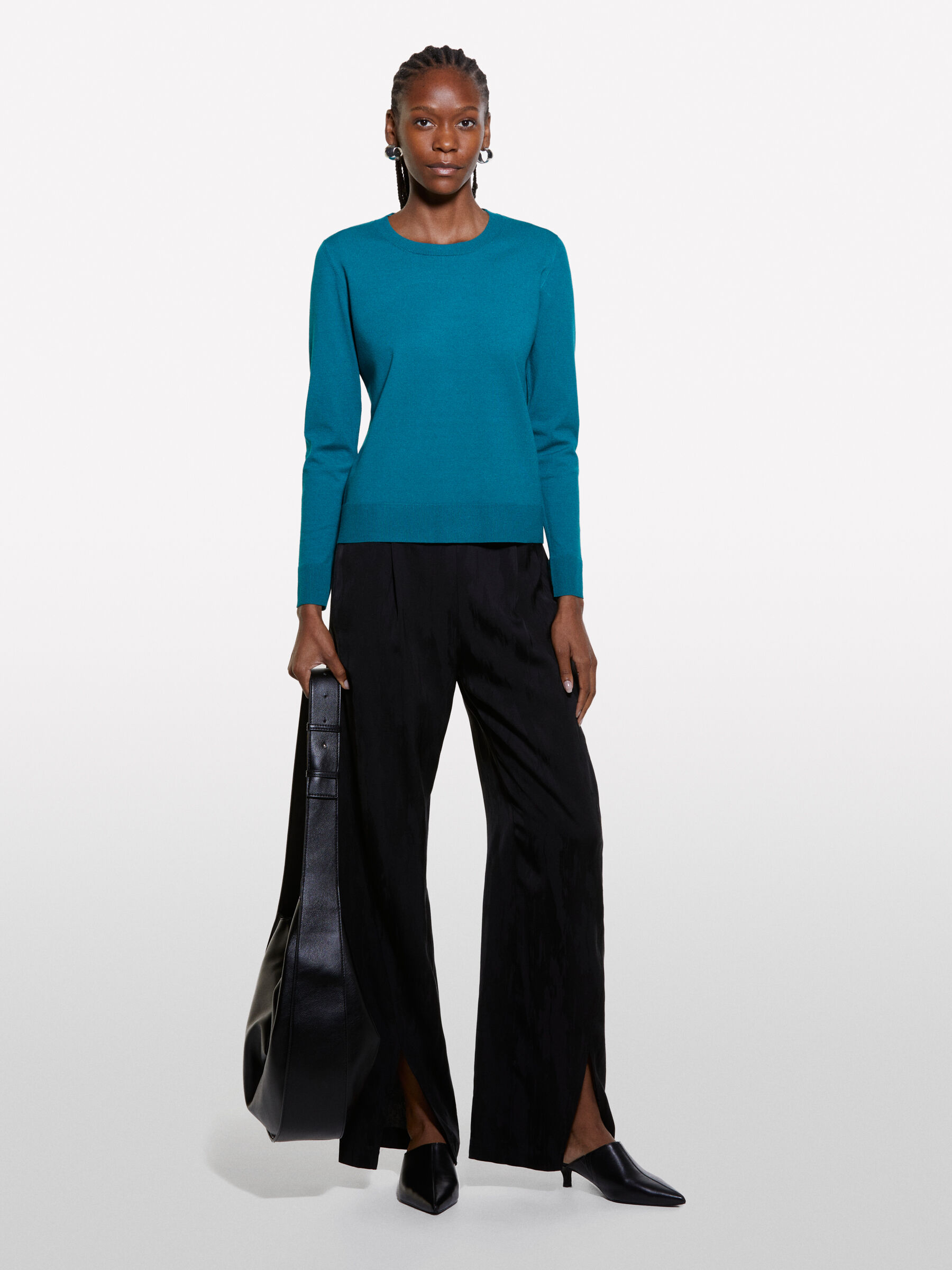 SWEATER L/S &Gamma;&upsilon;&nu;&alpha;&iota;&kappa;&epsilon;ί&alpha; image number null