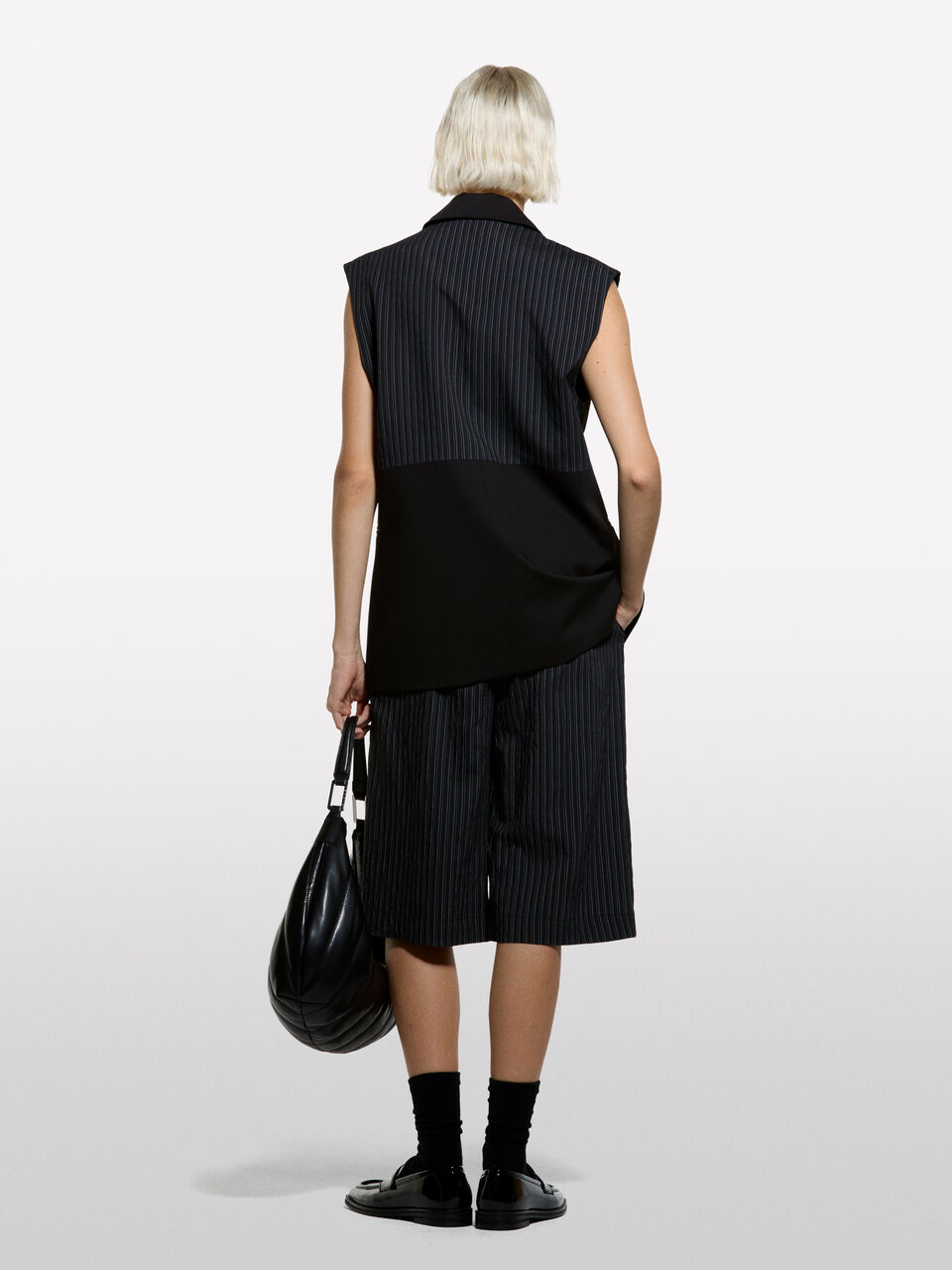 BERMUDA &Gamma;&upsilon;&nu;&alpha;&iota;&kappa;&epsilon;ί&alpha; image number null