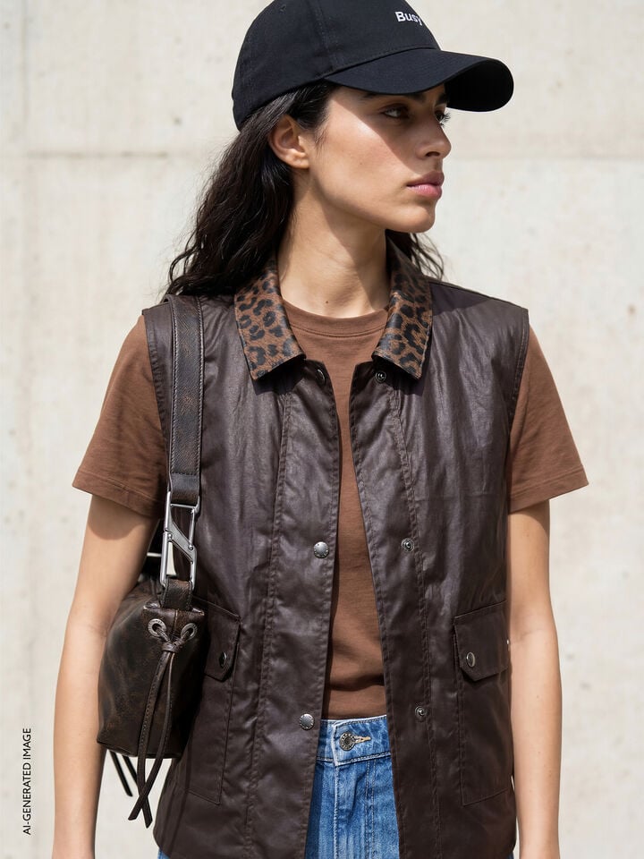 WAISTCOAT &Gamma;&upsilon;&nu;&alpha;&iota;&kappa;&epsilon;ί&alpha;