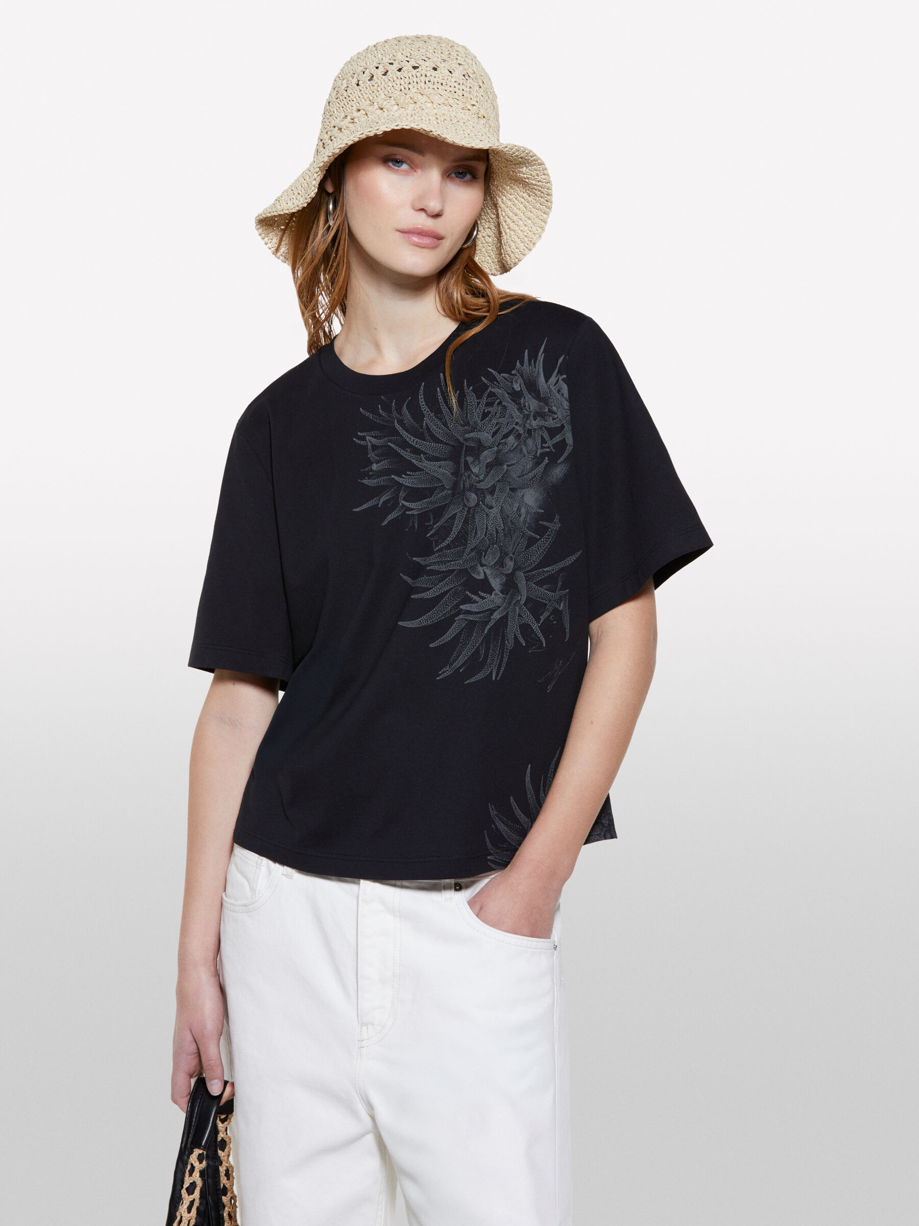 T-SHIRT &Gamma;&upsilon;&nu;&alpha;&iota;&kappa;&epsilon;ί&alpha; image number null