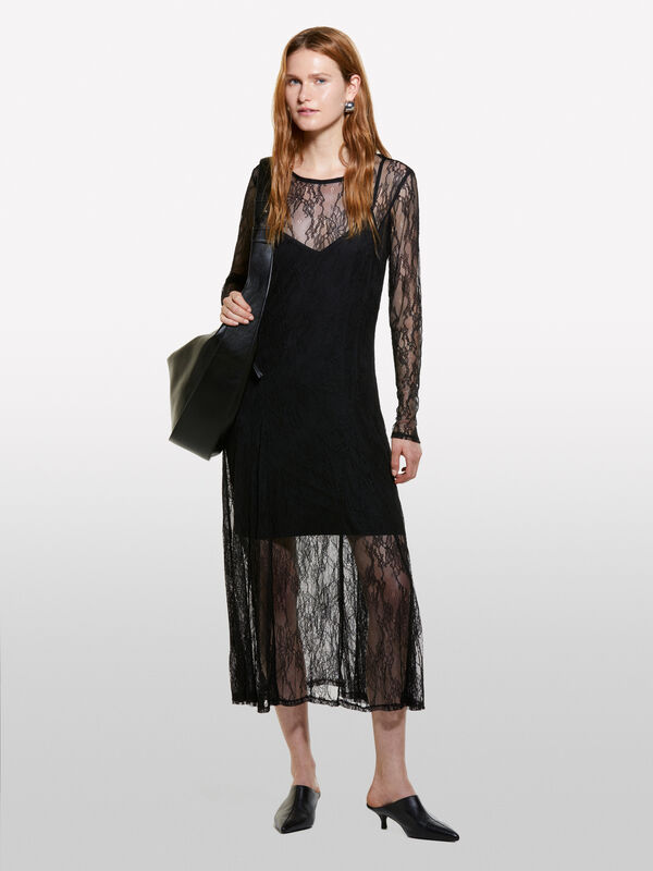Φόρεμα μίντι από δαντέλα - φορέματα μιντί γυναικεία | Sisley