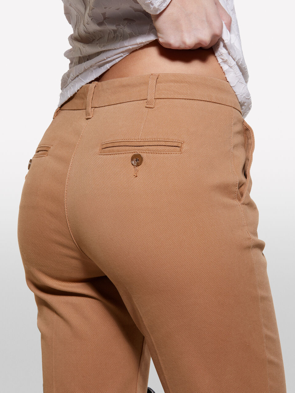 TROUSERS &Gamma;&upsilon;&nu;&alpha;&iota;&kappa;&epsilon;ί&alpha; image number null