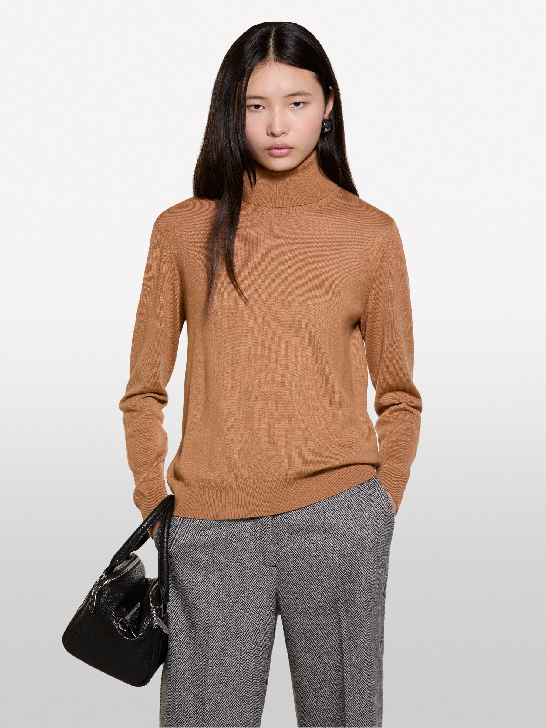 TURTLE NECK SWEATER Γυναικεία image number null