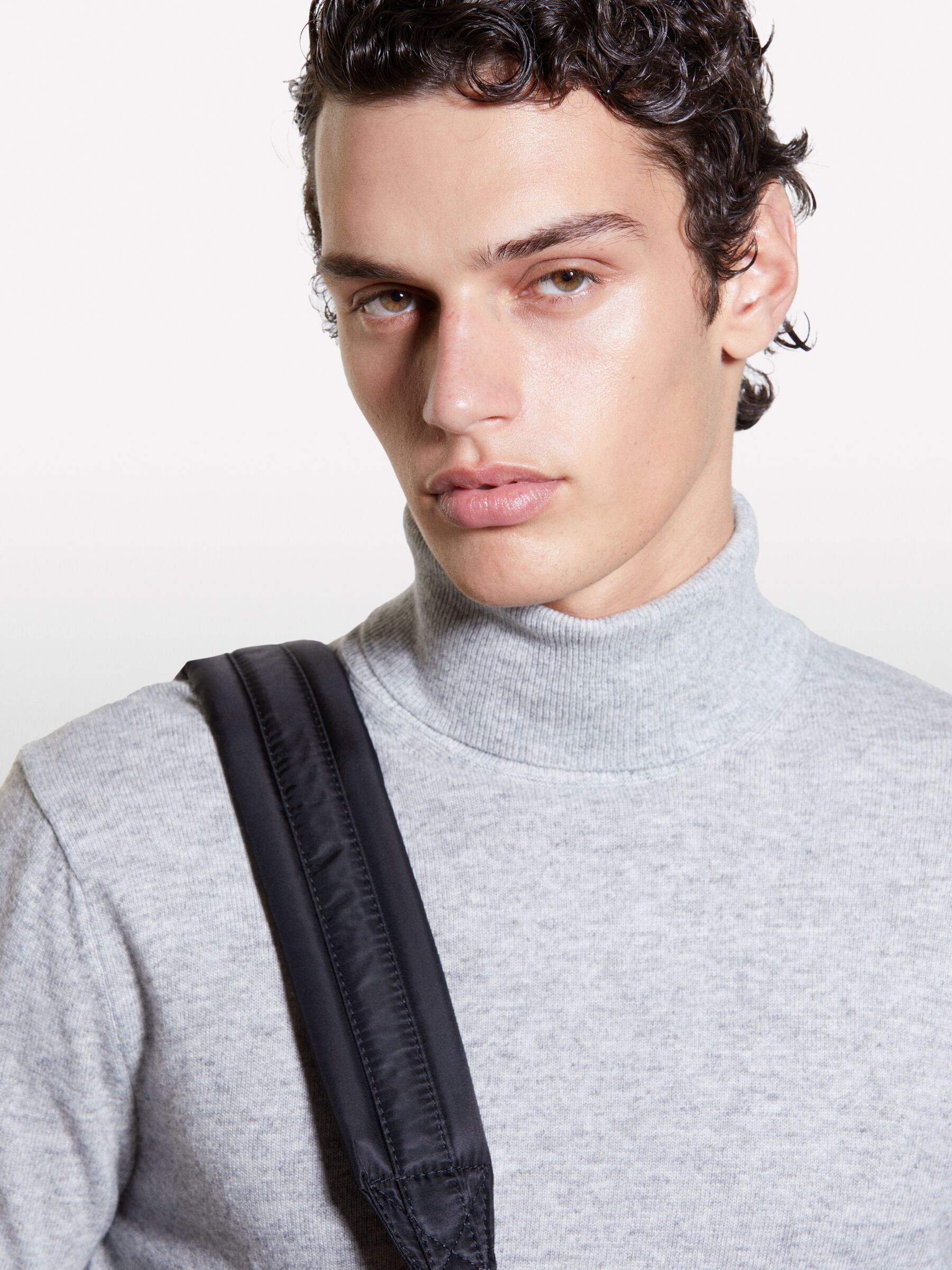 TURTLE NECK SW. L/S &Alpha;&nu;&delta;&rho;&iota;&kappa;ά image number null