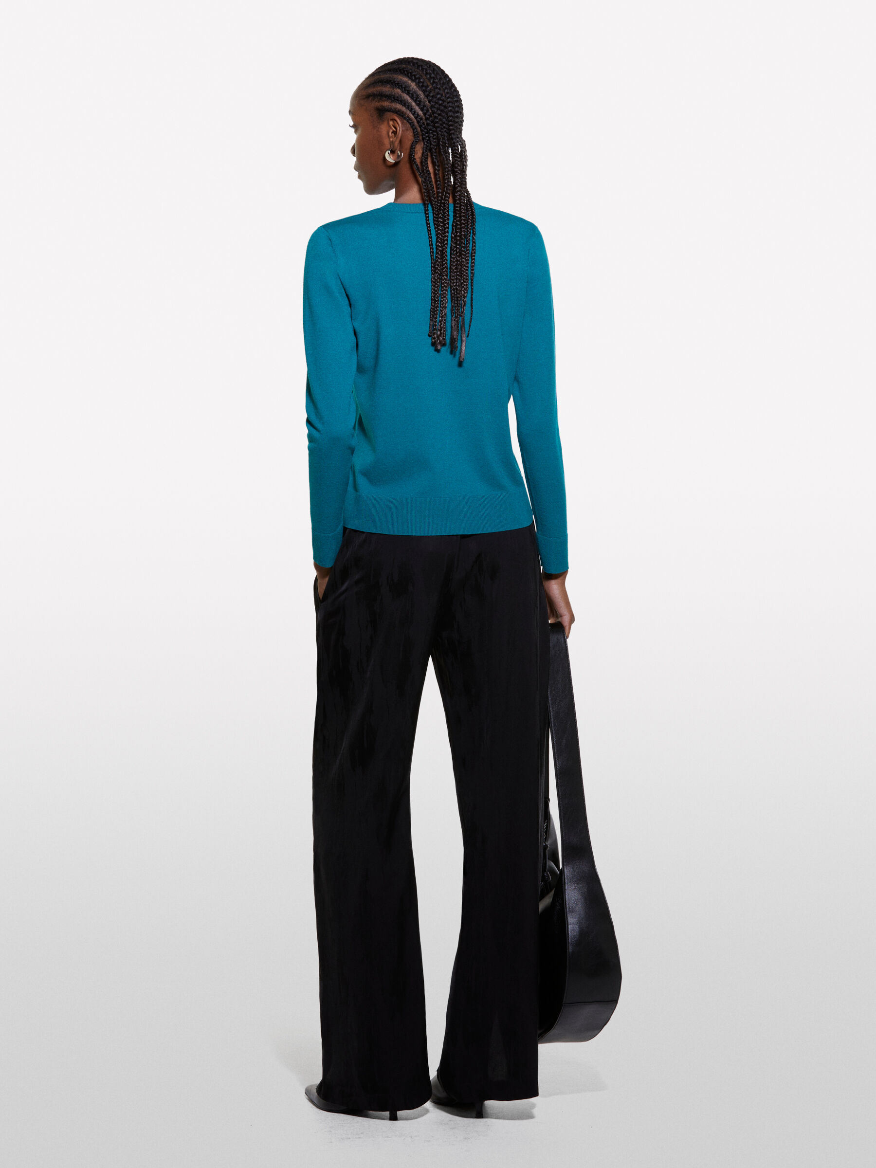 SWEATER L/S &Gamma;&upsilon;&nu;&alpha;&iota;&kappa;&epsilon;ί&alpha; image number null